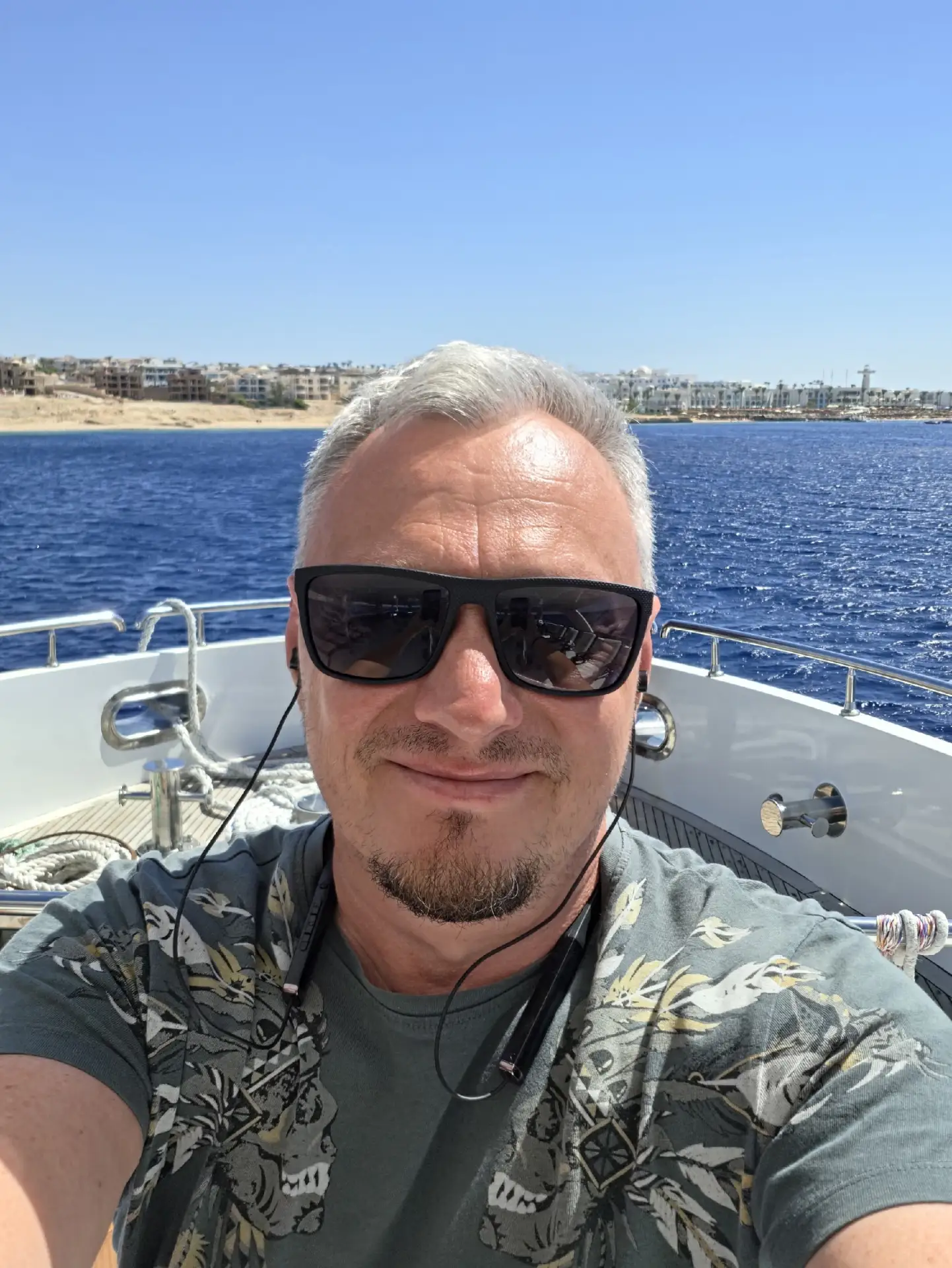 http://vk.com/club55418498?w=wall-55418498_27123
 
13-14 августа выдвигаюсь в сторону Абхазии из Мос