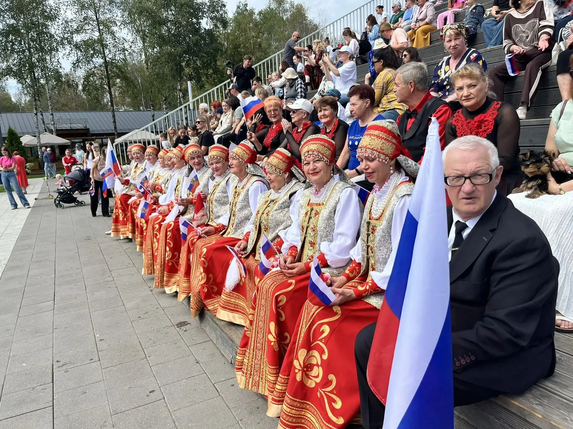 🇷🇺 Отмечаем День Государственного флага!