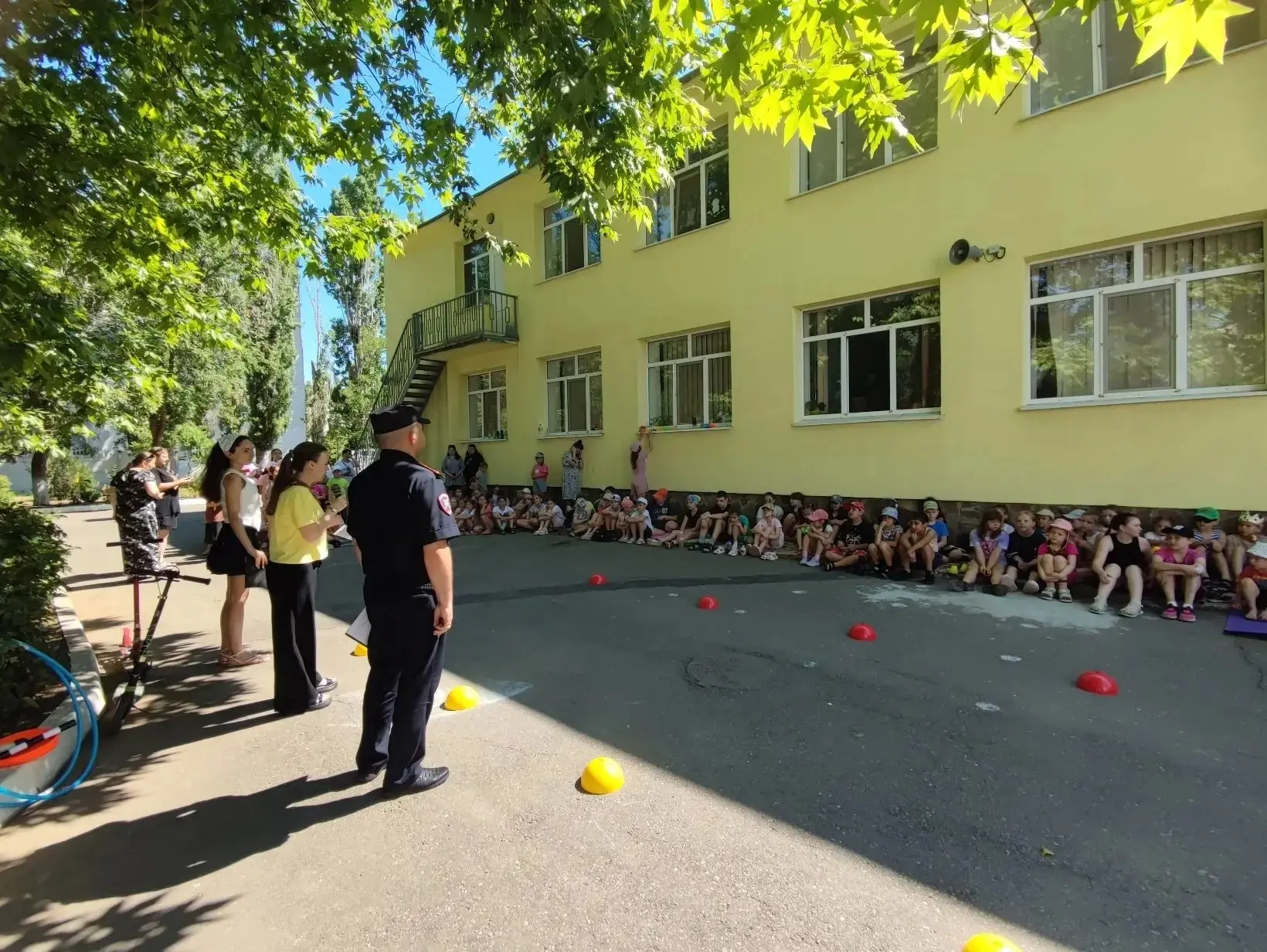 ЛЕТНЯЯ ПЛОЩАДКА 🌼🌸🌺
ДЕНЬ 7☀

В этот на нашей летней площадке прошел тематический день «День занят