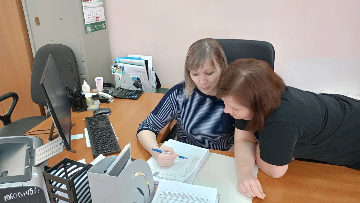 Каждый новый сотрудник сталкивается с множеством вопросов и вызовов в начале своей карь...