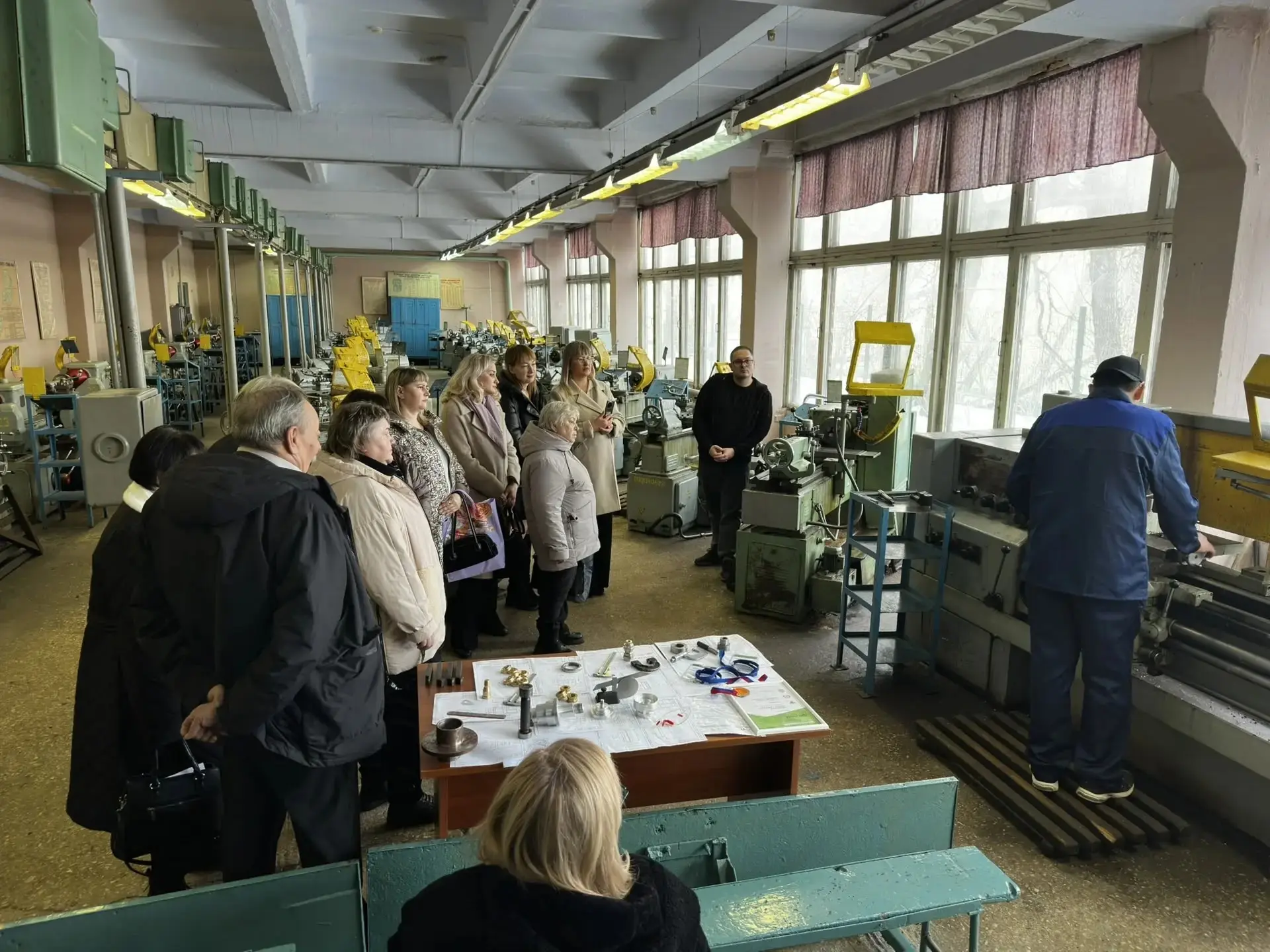 ⚡️ Строим будущее уверенно: от чертежа и заготовок до готового изделия и сварной   В технологическом