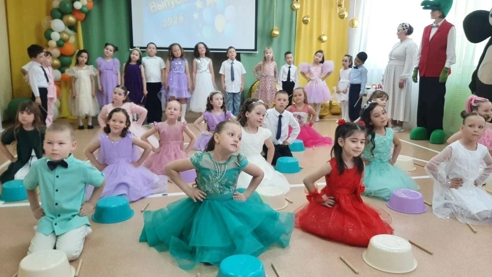 Выпускной бал в детском саду - это самый трогательный, самый незабываемый из всех празд...