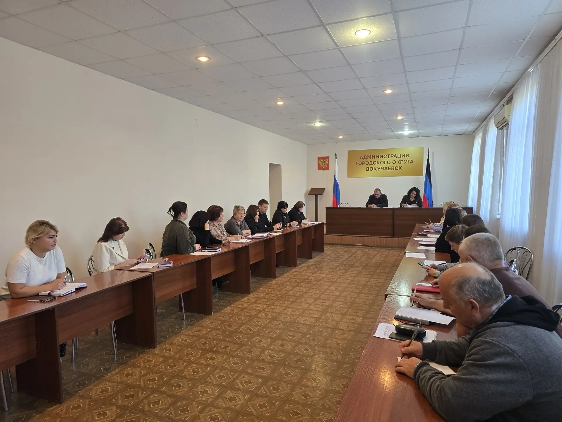 Плановое оперативное совещание прошло с руководителями структурных подразделений админи...