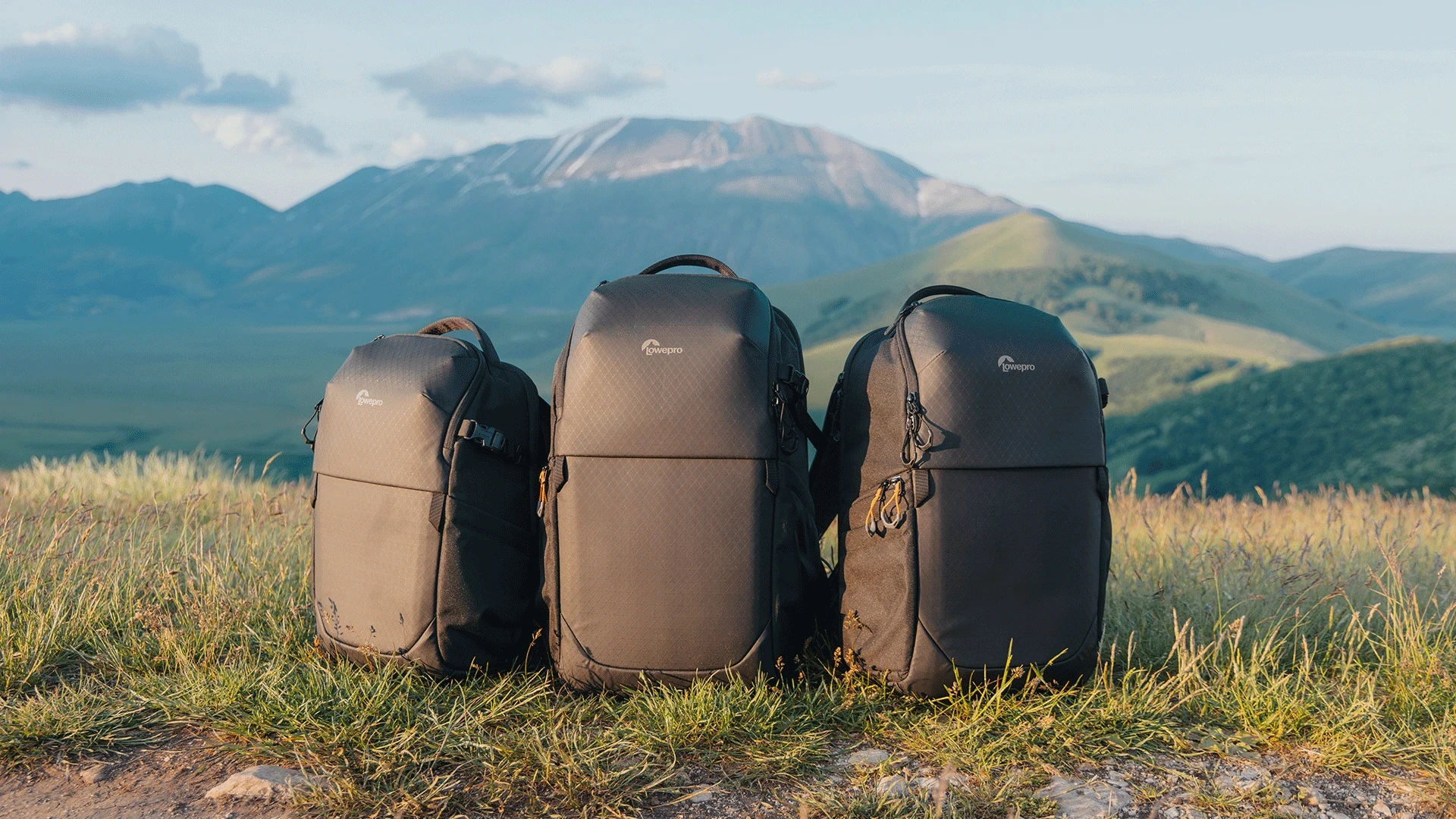 Рюкзаки нового поколения для фотографов. Lowepro Fastpack IV
