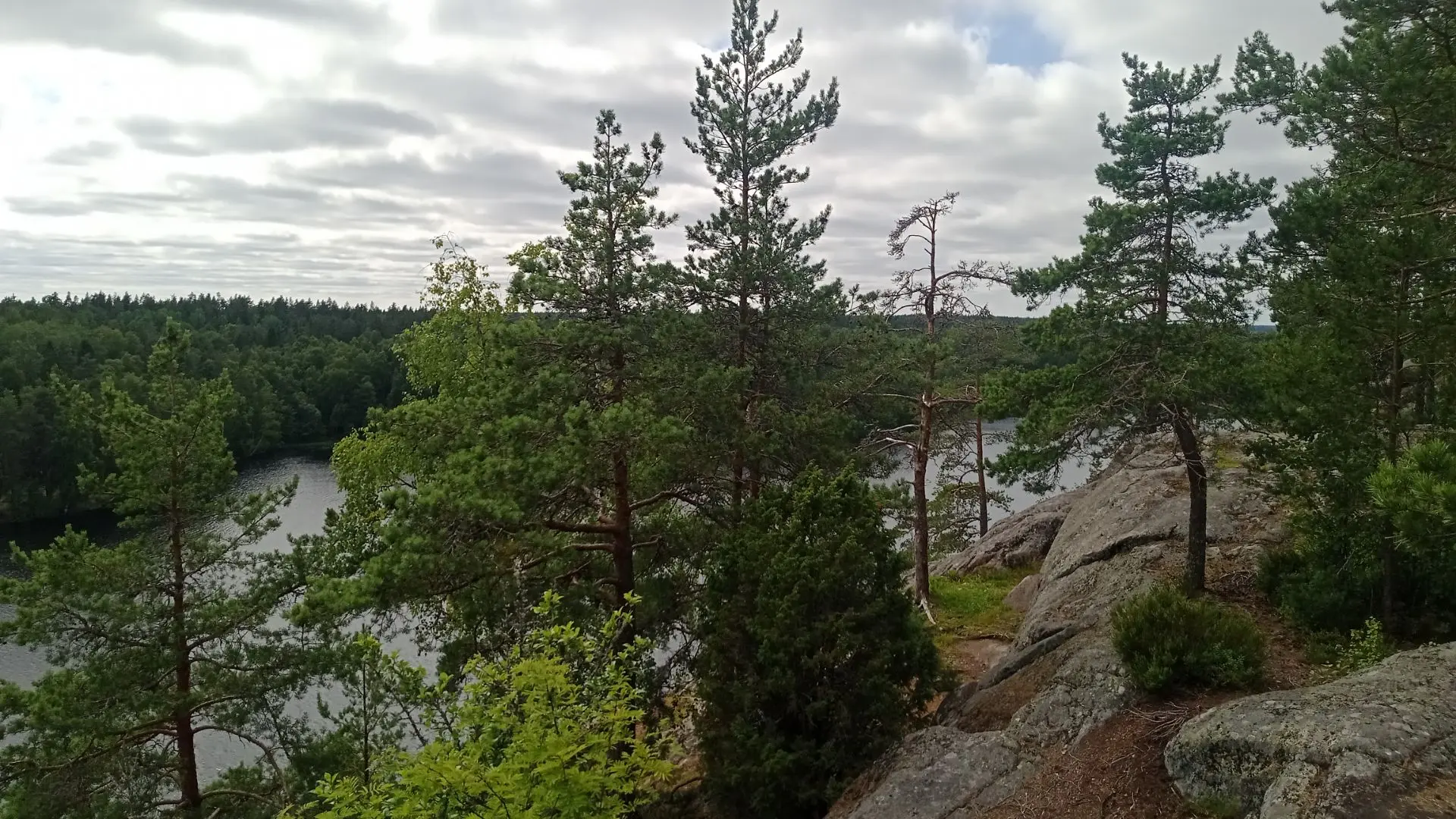 Парнас Карельский, озеро Ястребиное