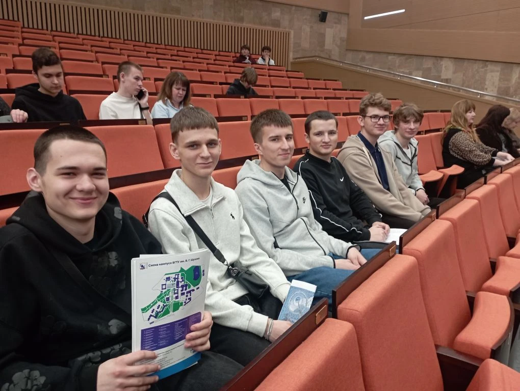 👩‍🎓👨‍🎓 В рамках профориентационной работы выпускники 11 А класса (технологический профиль) приняли у