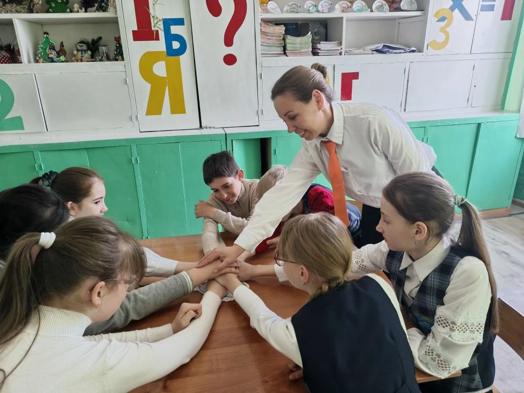 «Разговор о важном»: Учимся работать в команде