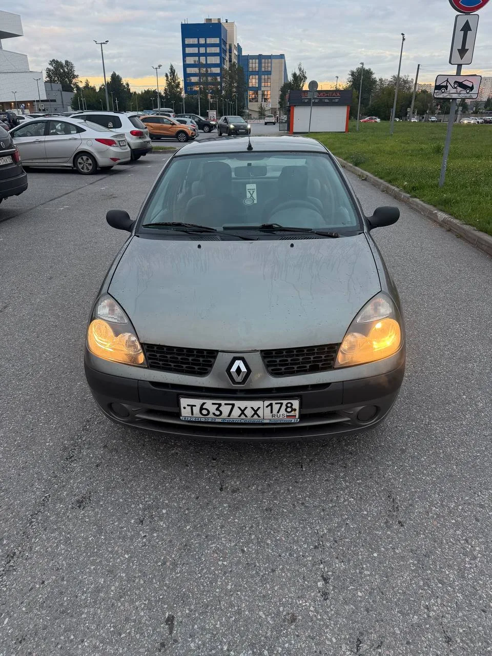 🚗 Renault Symbol | 2003