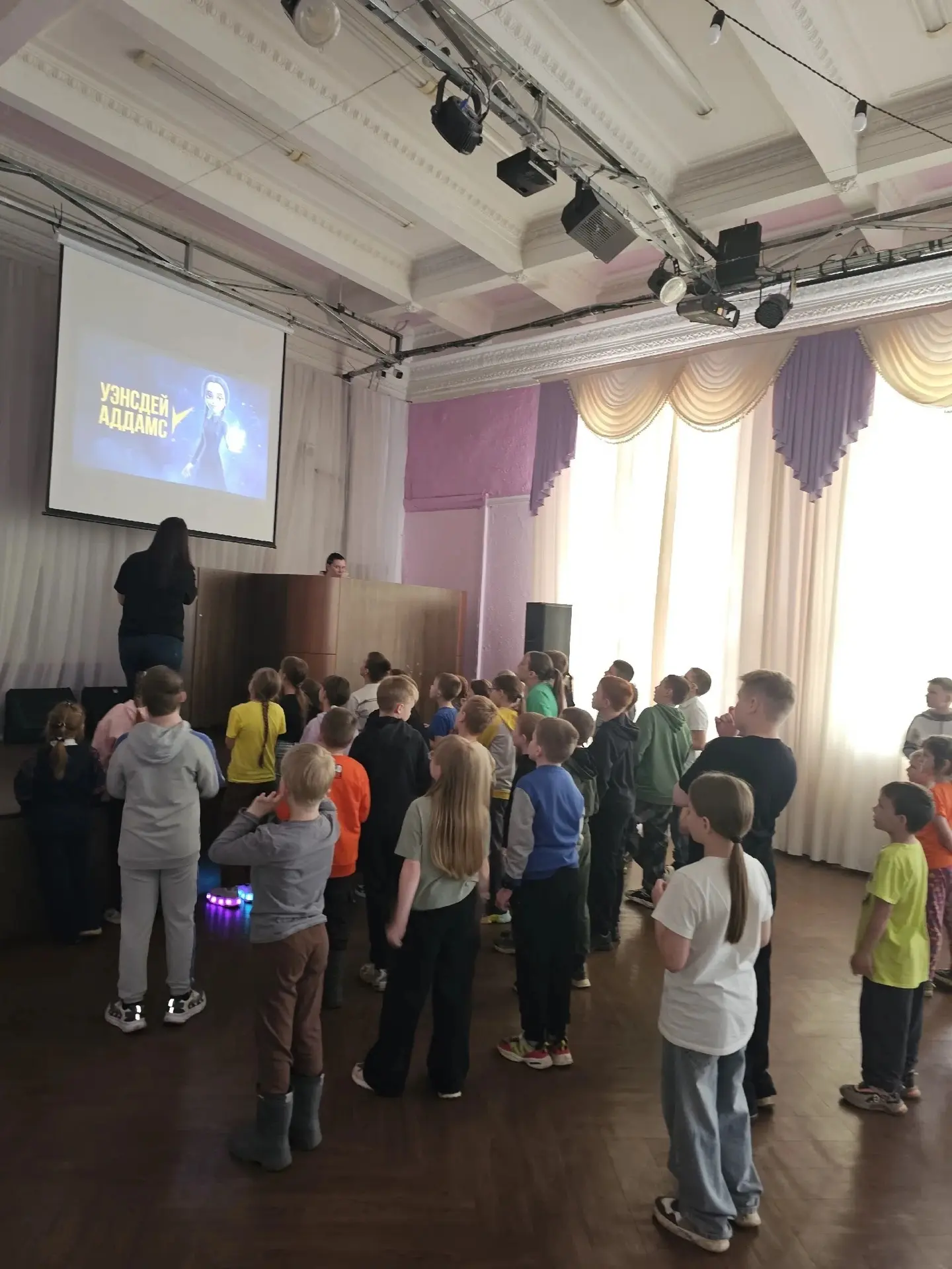 🚀5 День в лагере.Полет нормальный.

🔹 По традиции провели утреннюю зарядку взбодрили тело,взбодрил