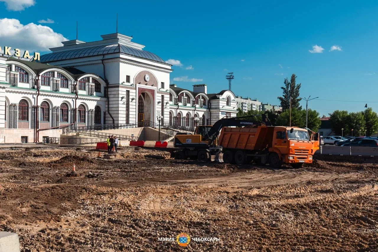🚧 В Чебоксарах продолжается масштабная реконструкция площади трёх вокзалов