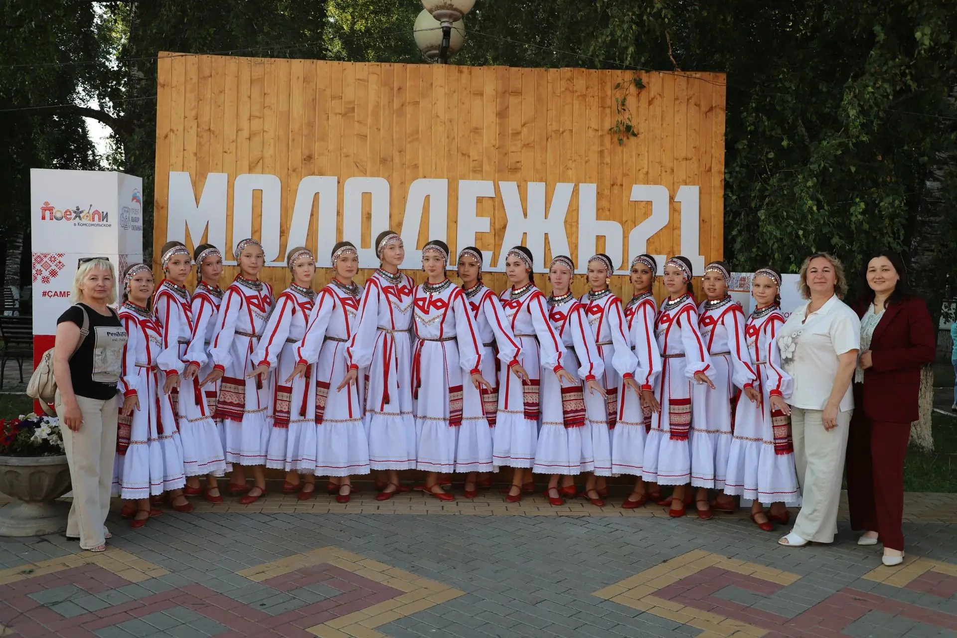 🗣️Дорогие друзья! Наш праздничный концерт подошёл к концу, но праздник продолжается!