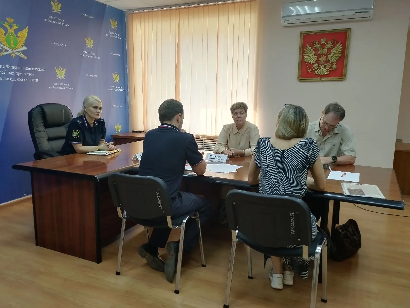 УФССП России по Вологодской области прошел общероссийский единый день приема граждан 

📎10 июня 202
