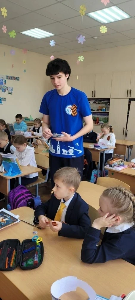 На базе ФЭЛ №29 г. Пензы была проведена акция "Георгиевская лента". Провели её обучающиеся 10 кл. Ян