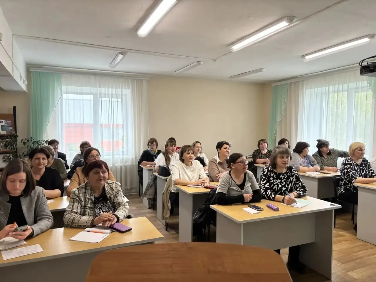 22 мая наши коллеги посетили образовательный семинар «Предупреждение конфликтов в образ...