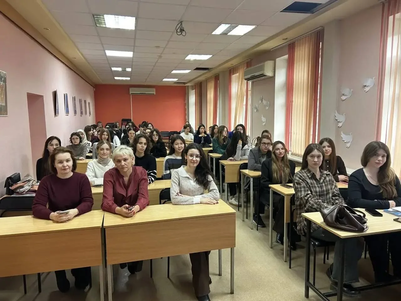 🚫🛡 Как не стать жертвой вербовки? «Образовательный десант» в АГУ им. В. Н. Татищева