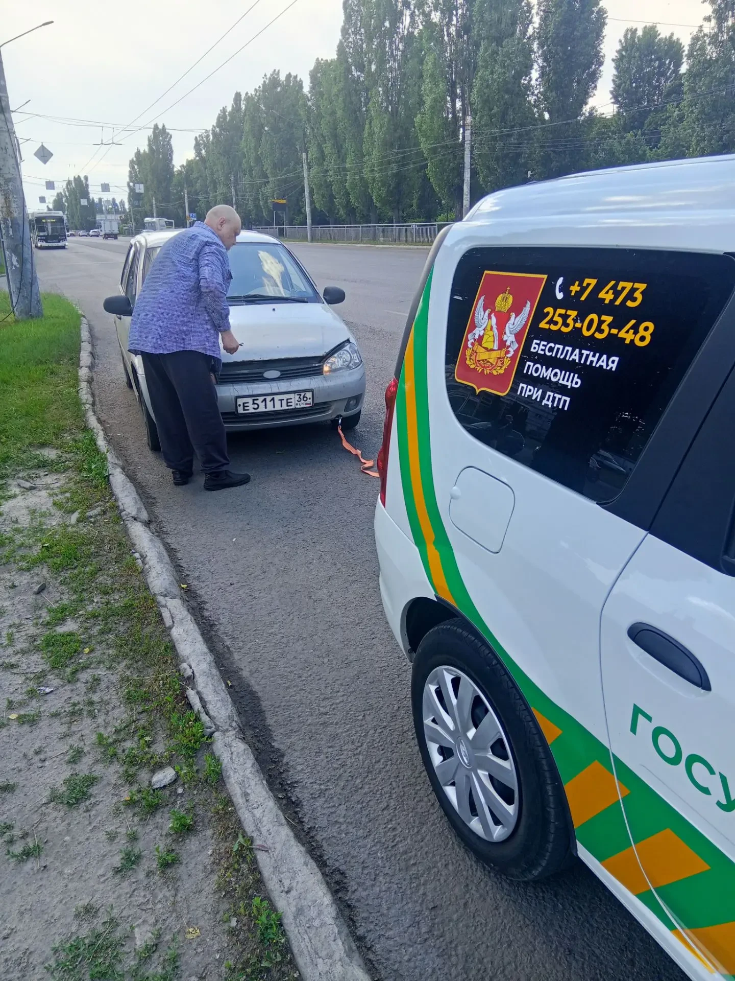 Хочу выразить огромную искреннюю благодарность экипажу Дорожного патруля Воронежа за оказанную помощ