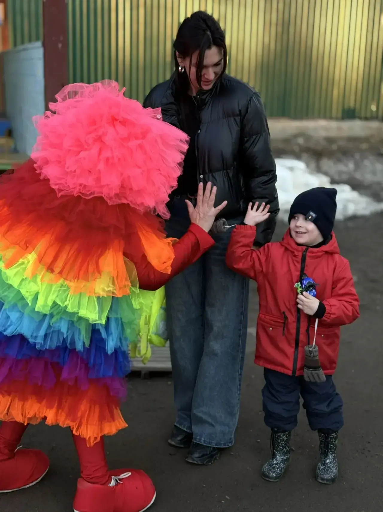 🎉 1 апреля в корпусе №4 — это вам не шутки!  Сегодняшнее утро в нашем детском саду началось по-насто