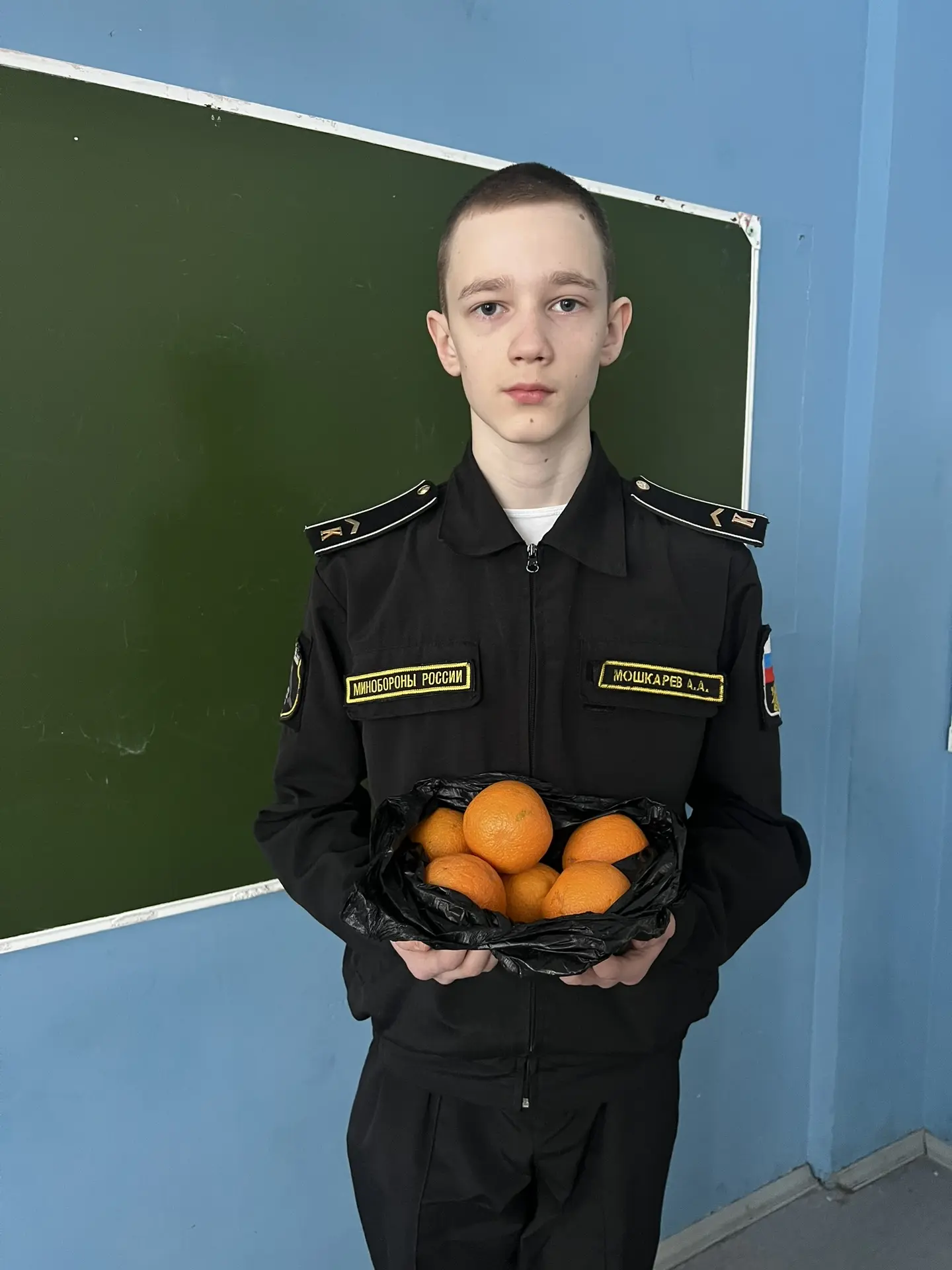 В школе прошел оранжевый день здоровья!🍊 «Мы делили апельсин,много нас,а он один»,- вспоминая строки