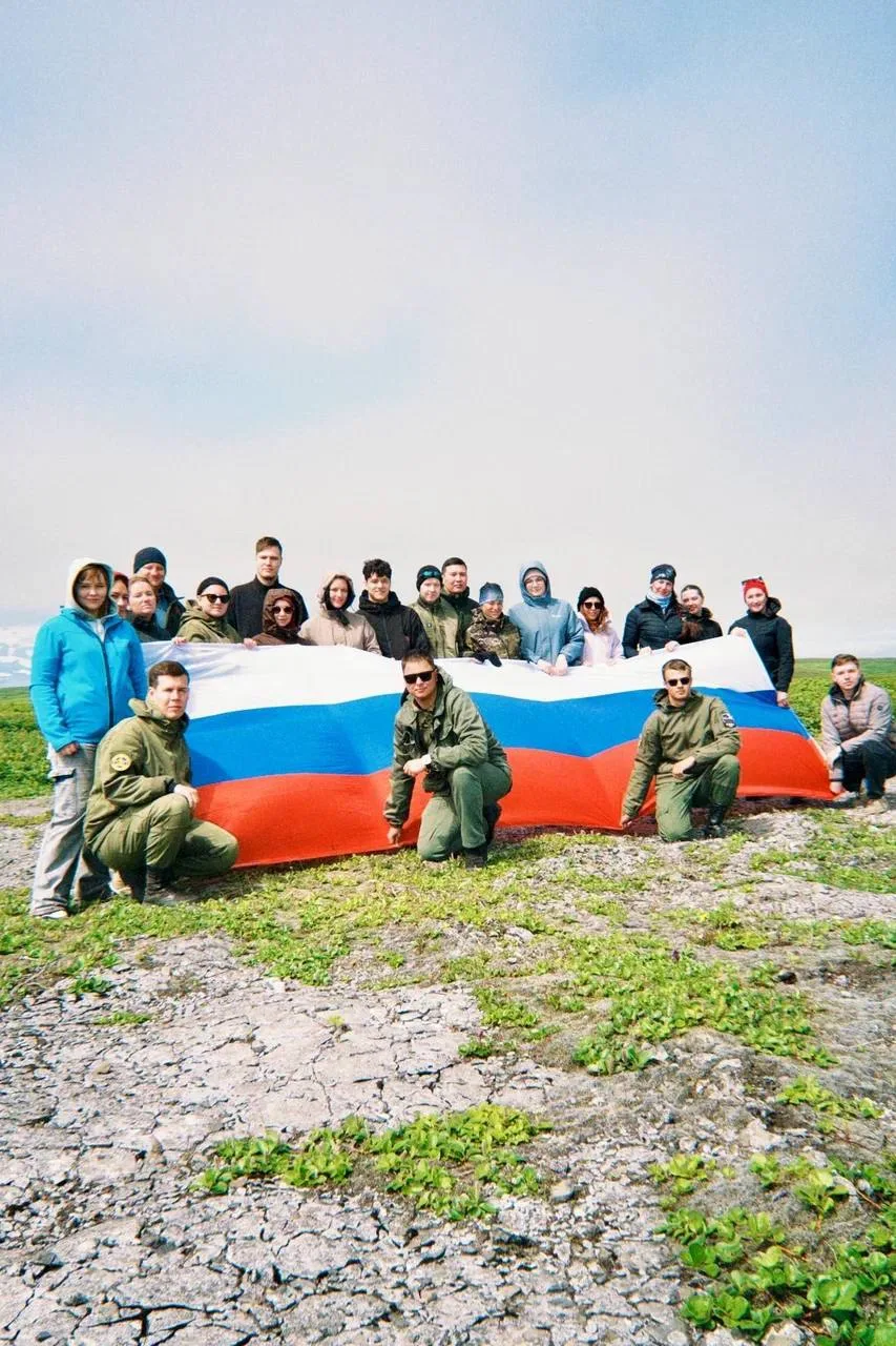 Настоящий военно-патриотический лагерь развернулся на острове Шумшу. Именно здесь завершилась победо