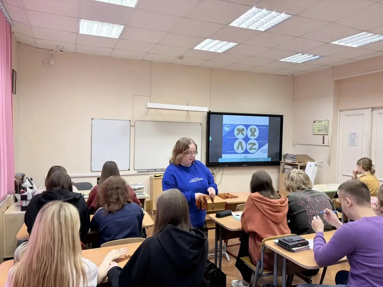 🌟Уроки памяти для старшеклассников   Учитель истории нашей школы и Волонтер Победы Дария Андреевна Ф