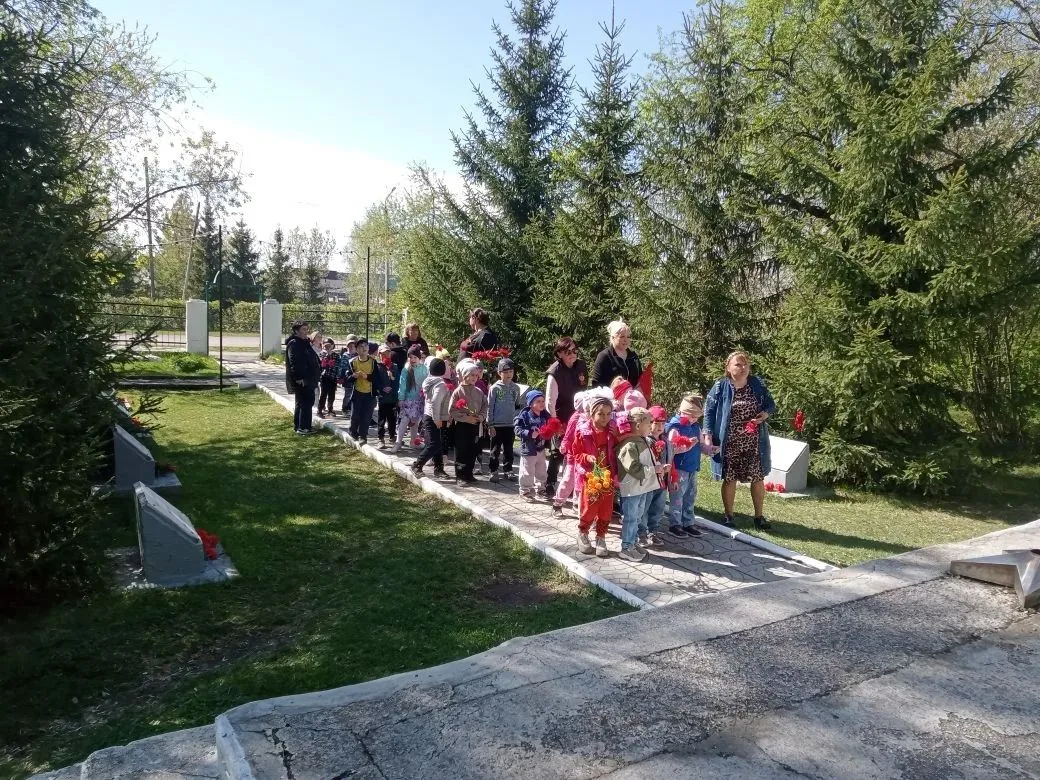 В преддверии празднования дня Победы в Великой Отечественной войне для ребят детского с...