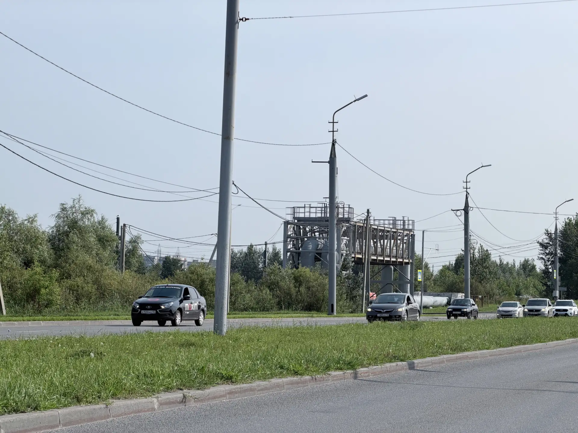 На три ночи будет ограничен проезд по улице Родькина в Заозерном

📍С 27 по 29 июля в ночное время б