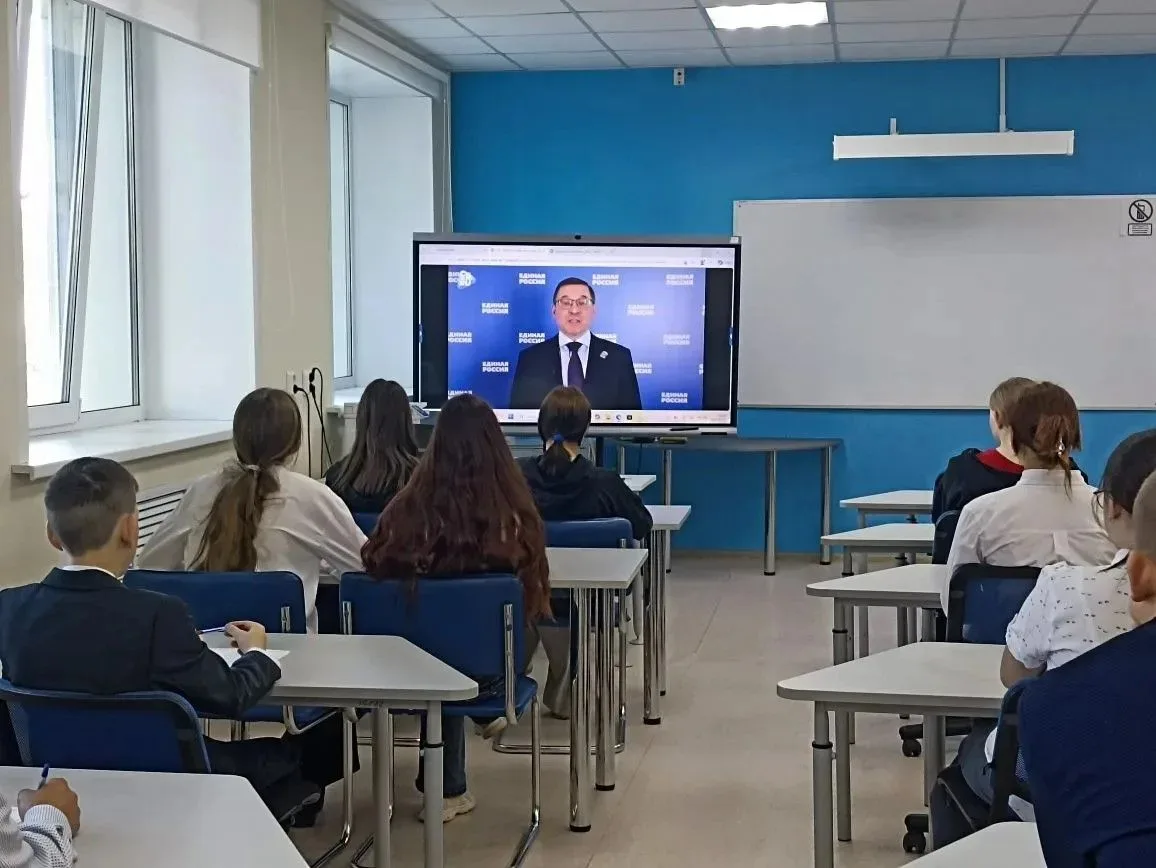 Сегодня в нашей школе ученики писали  Всероссийский аграрный диктант, который провели ф...