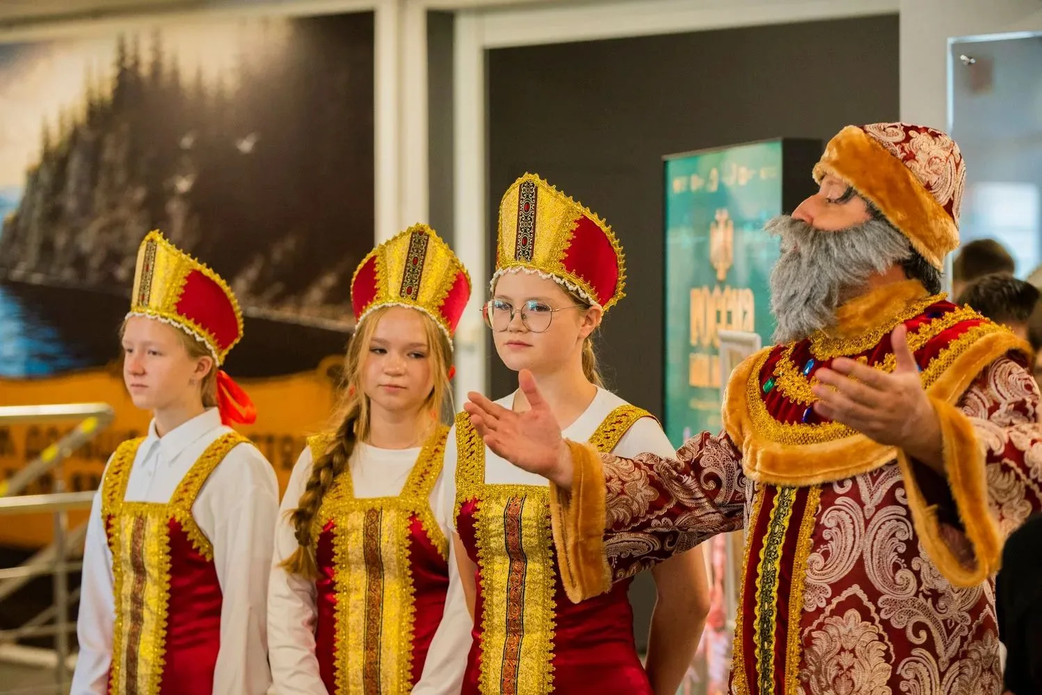 #нескучнаяистория