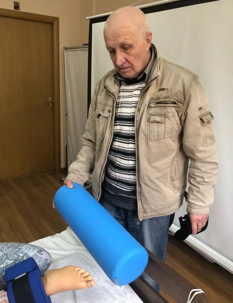 🌟Помощь ухаживающим: новые знания и поддержка  🏡💫В Смоленском комплексном центре социального обслужи