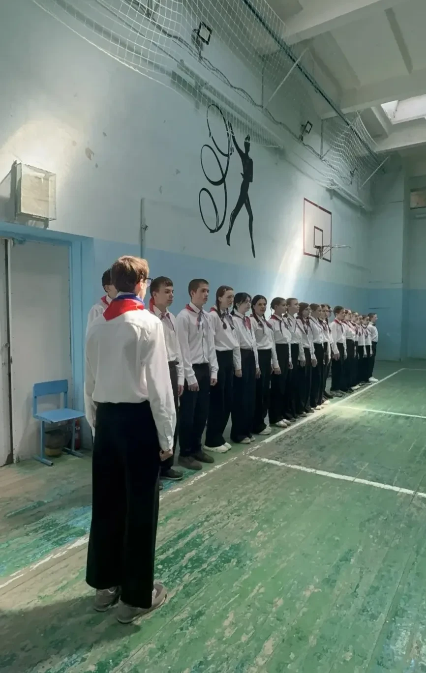 🎖️ Смотр песни и строя, посвящённый 81-й годовщине Победы в Великой Отечественной войне Вчера в наше