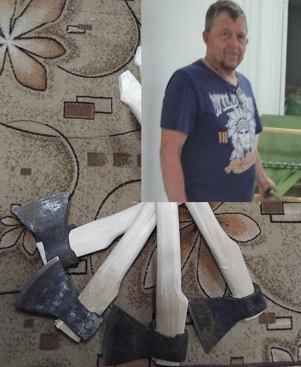 Говорят, наши бойцы ходят в лес не только врагов выслеживать, но и чтобы похвастаться, ...