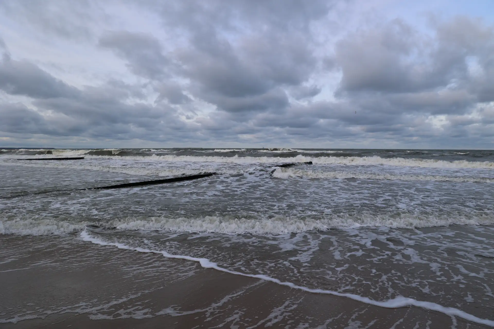 В выходные в Калининграде ожидаются ливни и грозы⛈️