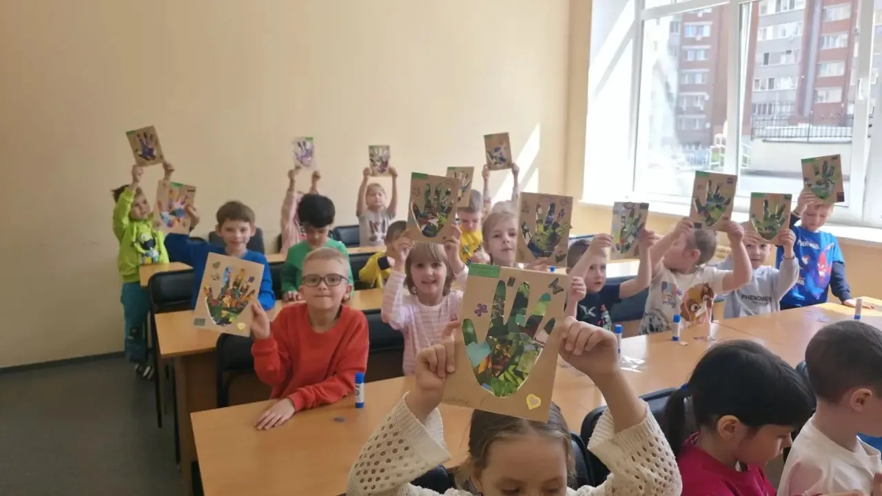 Экскурсия в библиотеку: «Эта хрупкая планета»