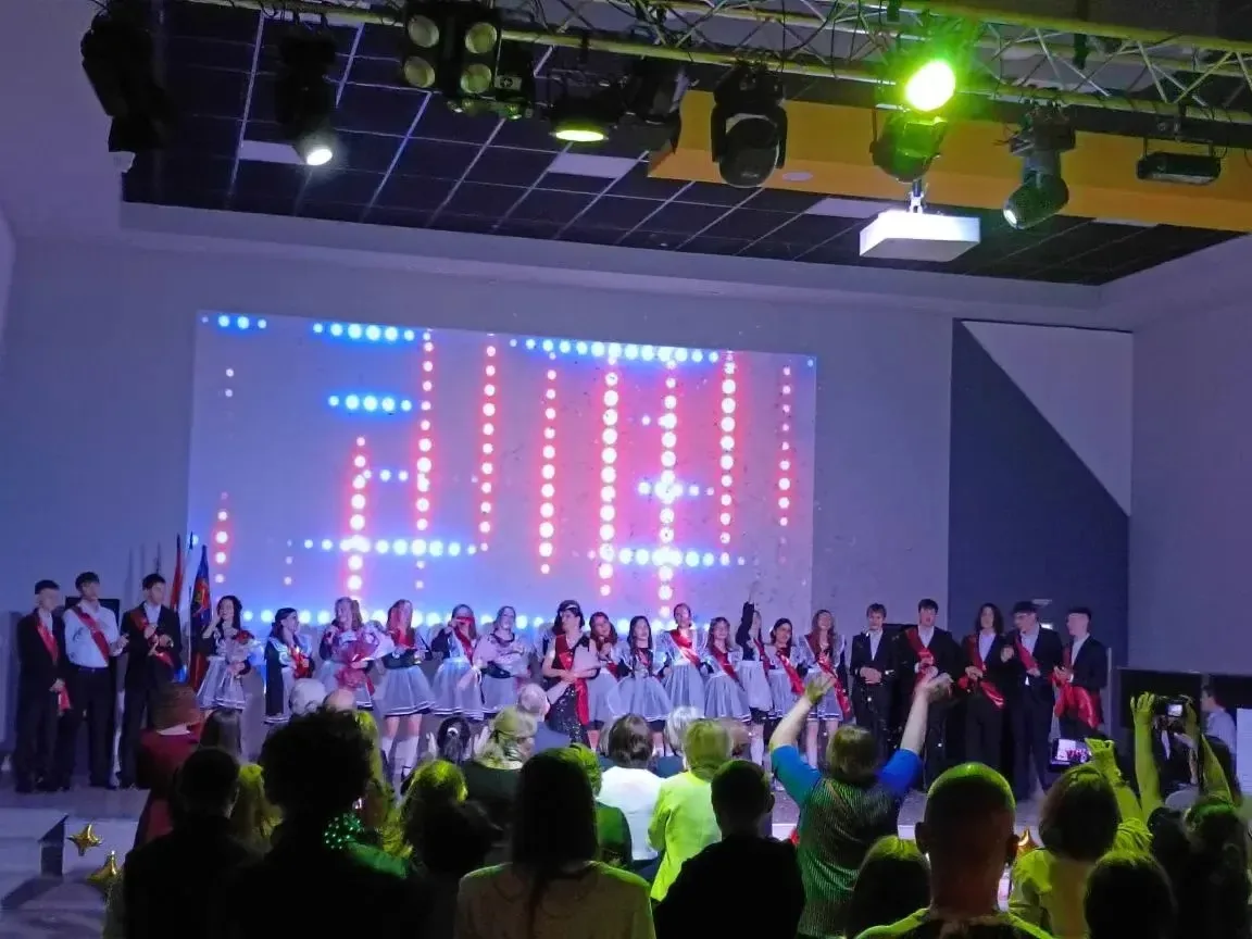🎓 26 мая в стенах Дома культуры п. Новостройка состоялись торжественные мероприятия, п...