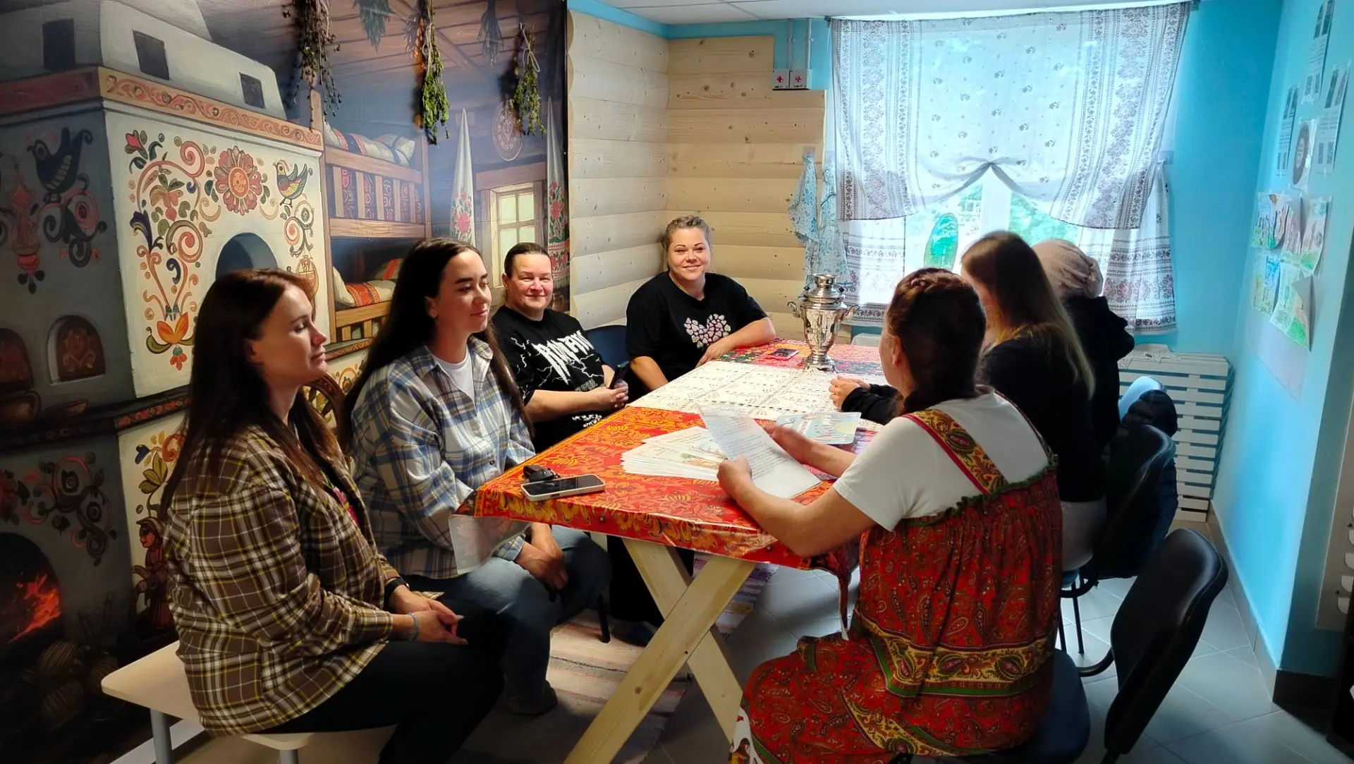 Сегодня в дошкольных группах  царила особенная атмосфера тепла и любви. Мы отмечаем День семьи, любв