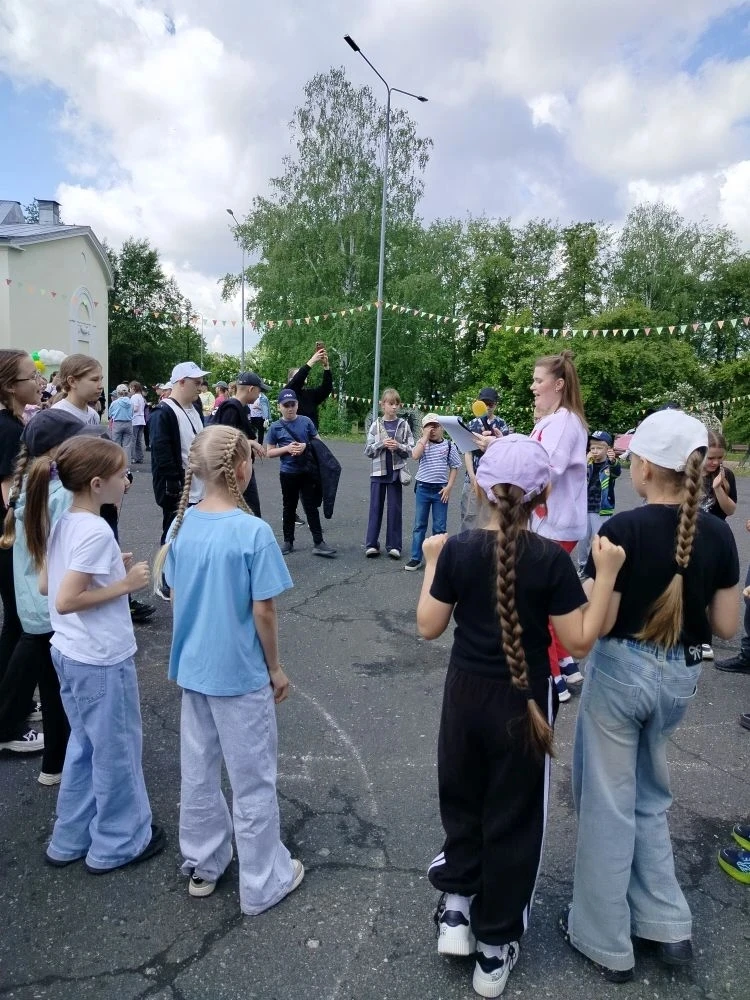 ✅️ 3 июня ребята Первой приняли  активное участие в открытии летнего оздоровительного л...