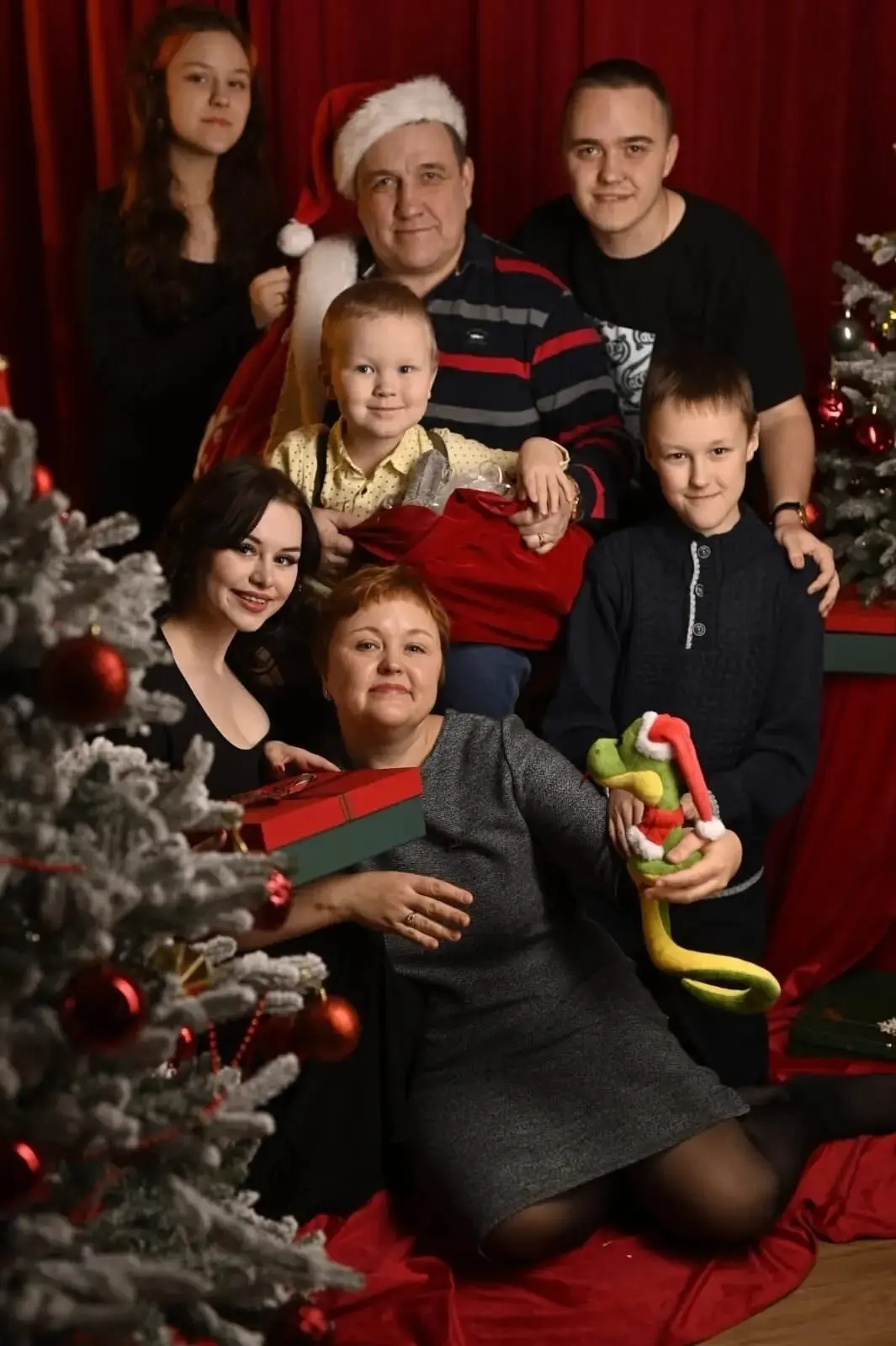 В рамках Семейного месяца и фотовыставки #ЮграМногодетная рассказываем об удивительной ...