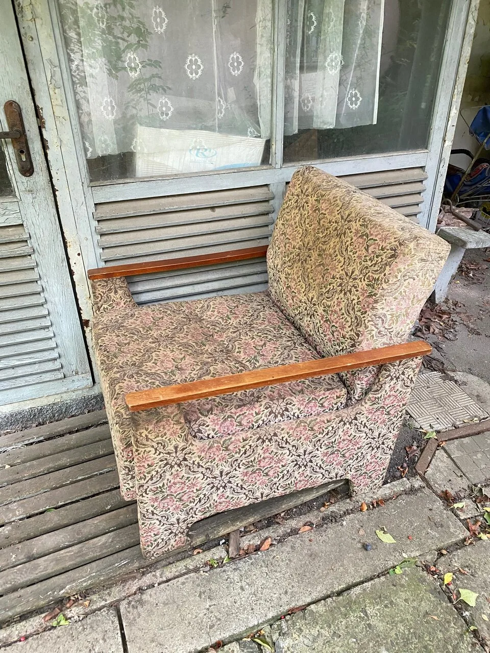 Продам технику и мебель, Донецк