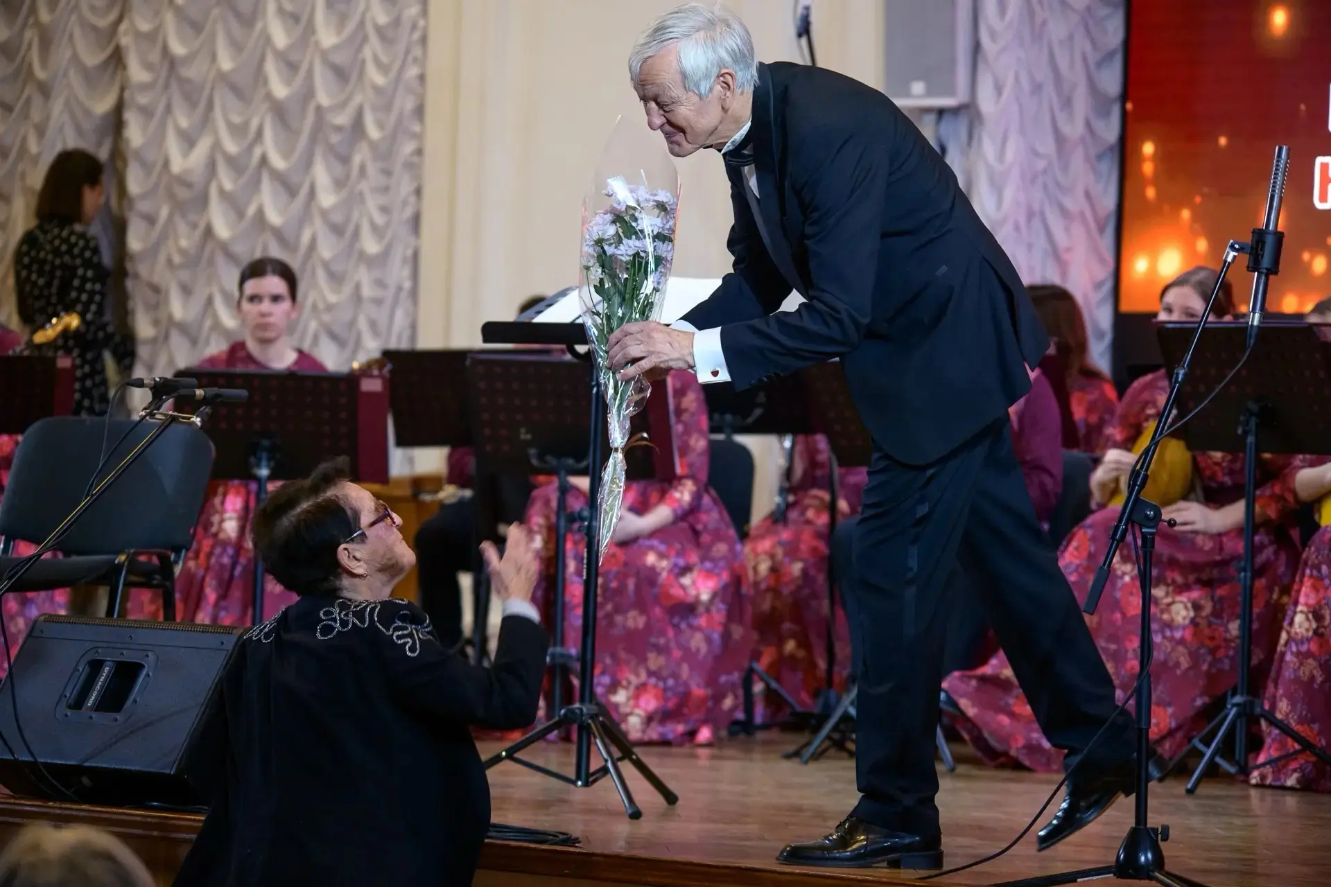 🎼 Камерный оркестр народных инструментов «Скоморохи» выступил на гала-концерте фестиваля «Гармоники 