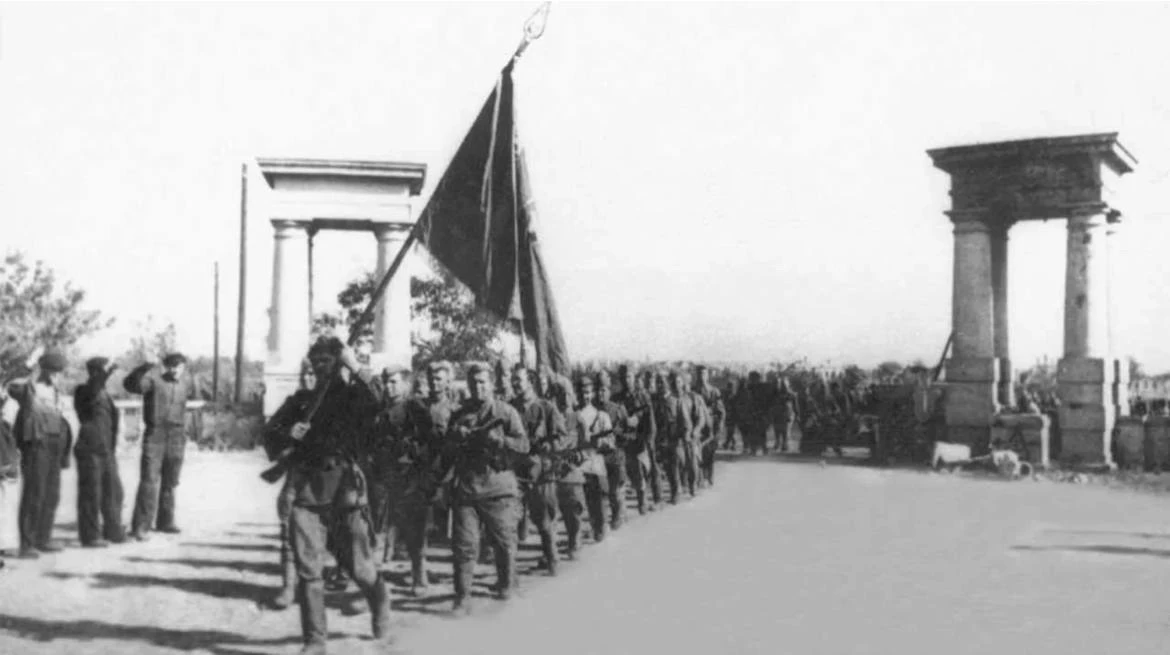 29 сентября 1943 г Красная Армия освободила Кременчуг.❤️‍🔥