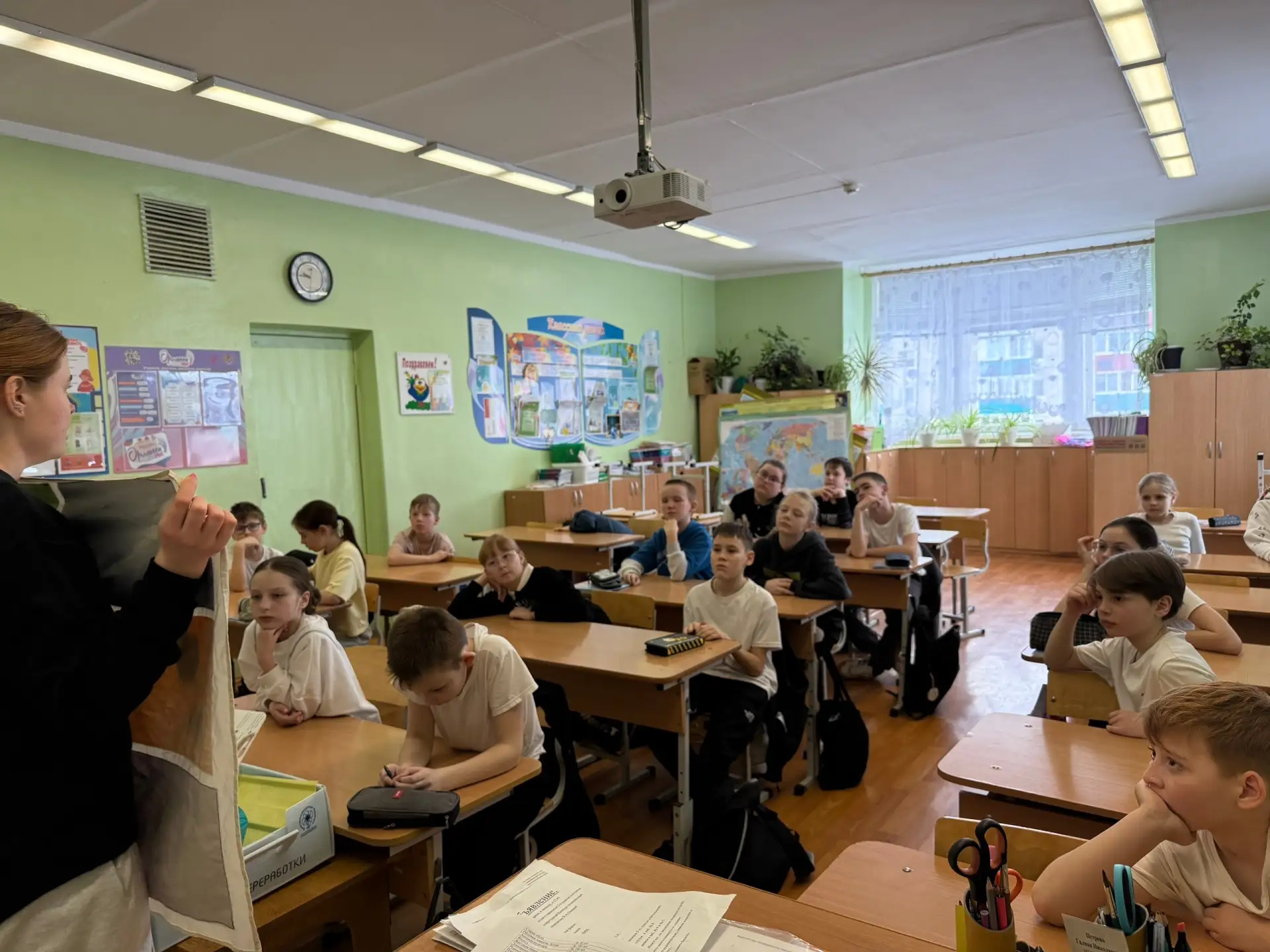 ОРЛЯТА РОССИИ🦅🇷🇺 Трек «Орленок-Эколог»🌍  Ученики 4 «В» класса (классный руководитель- Жигулева Е.А.)