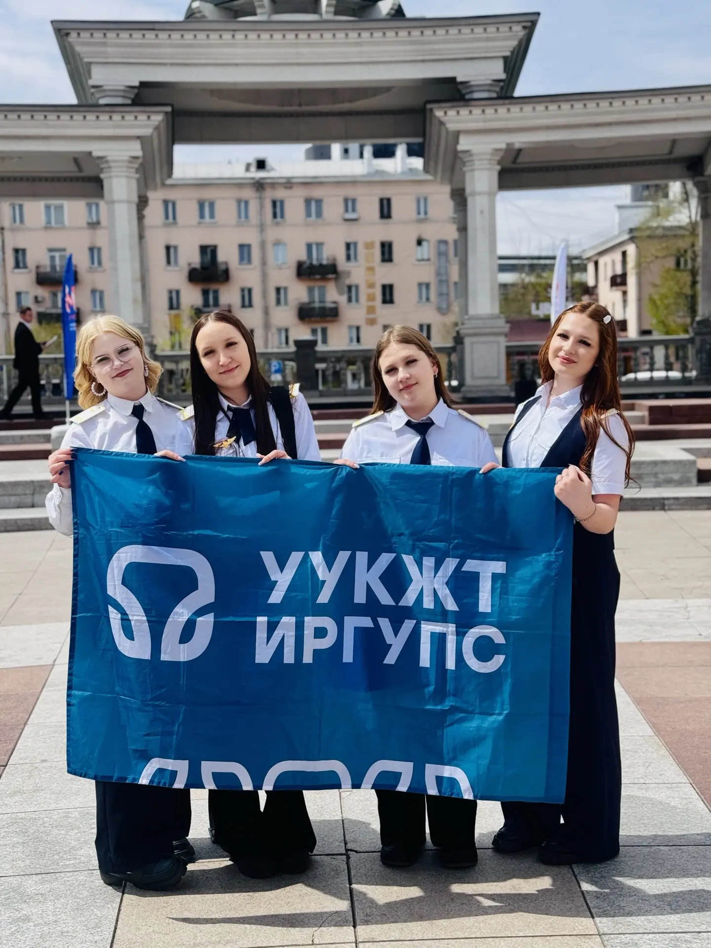 Студенты УУКЖТ ИрГУПС «Медиа85» на фотокроссе #360УУ — город в новом ракурсе! 📸🌆✨  14 мая прошёл мас