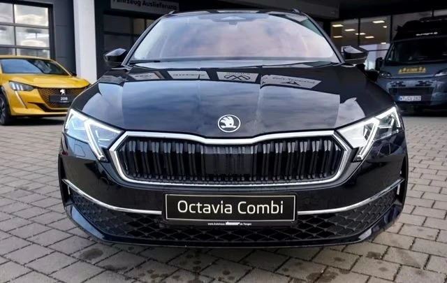 🚘 Автомобиль в наличии у дилера и может стать Вашим!