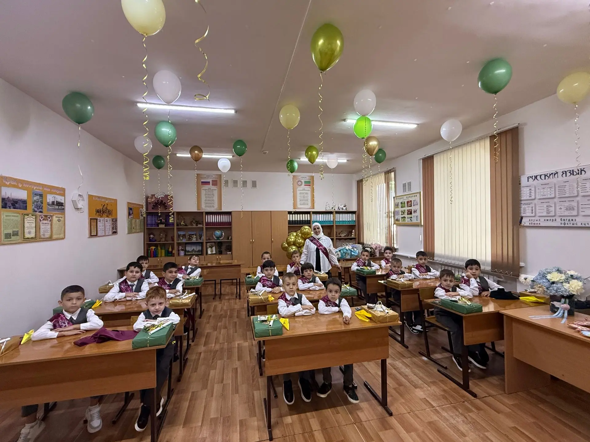 В МБОУ "СОШ № 47" г. Грозного прошёл первый в новом учебном году «Разговор о важном», п...