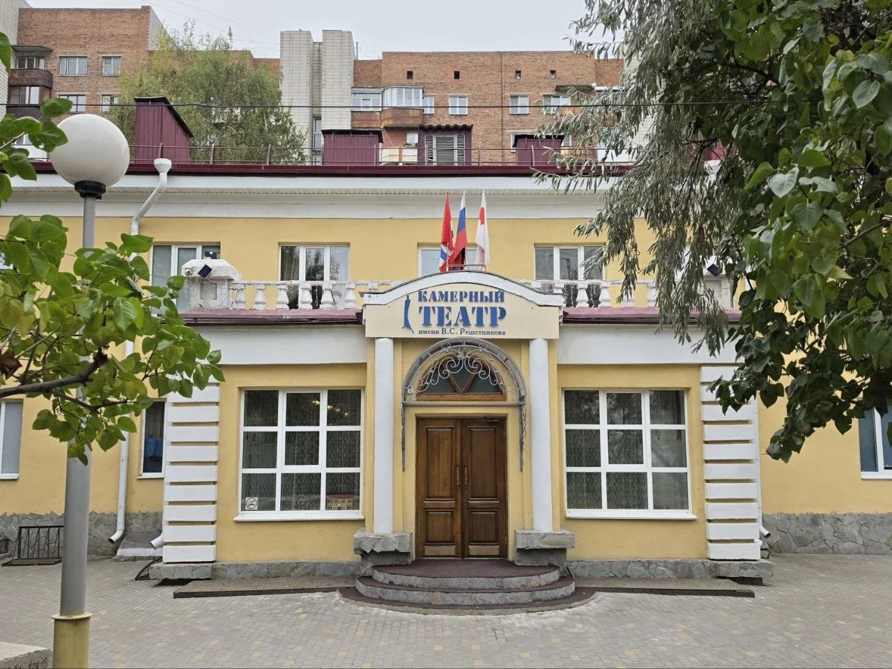 🐈 В омском Камерном драматическом театре им. В.С. Решетникова появится памятник "театр...