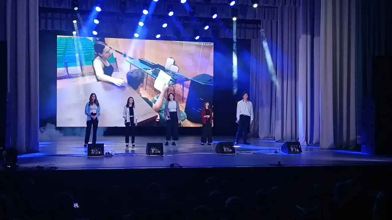 🎭✨На большой сцене РДК прогремел гала-концерт фестиваля «Фабрика талантов».