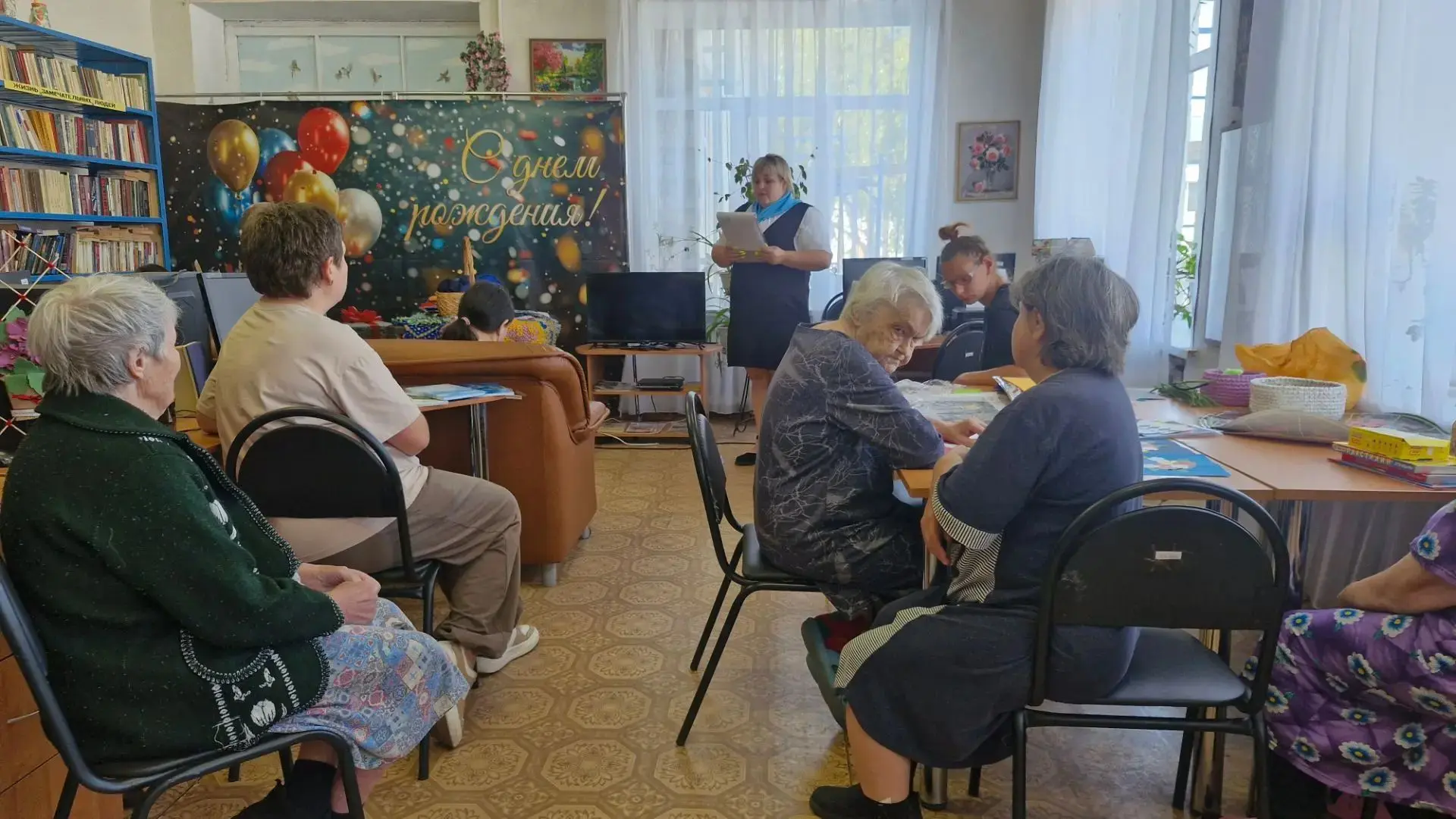 12 августа в Ухоловском доме социального обслуживания прошел поэтический час. Его прове...