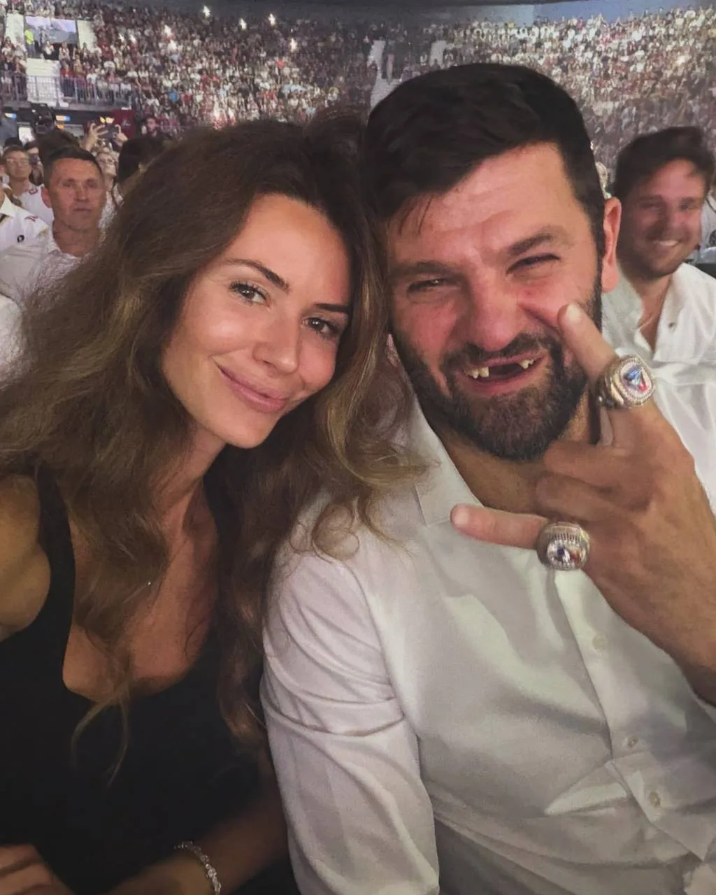 Дядя Саша 🤘🔥

@roganov_hockey
