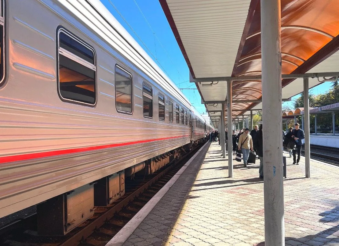 КАК ДОБРАТЬСЯ В КРЫМ НА ПОЕЗДЕ?🚂                                                                   