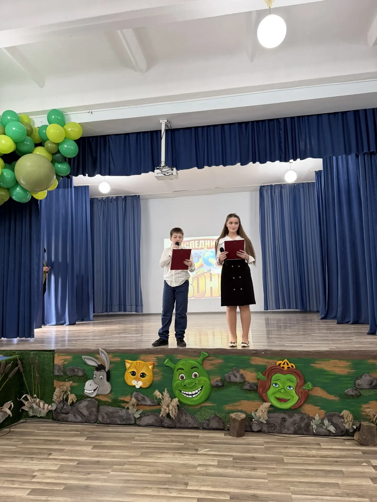 🎓✨ Сегодня в МБОУ Лицей №22 прозвучал последний звонок! ✨🎓

Это был не просто звонок, а настоящий 